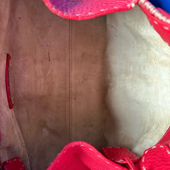 Red Fendi leather shoulder bag with tan stitching - Picture 5 of 13